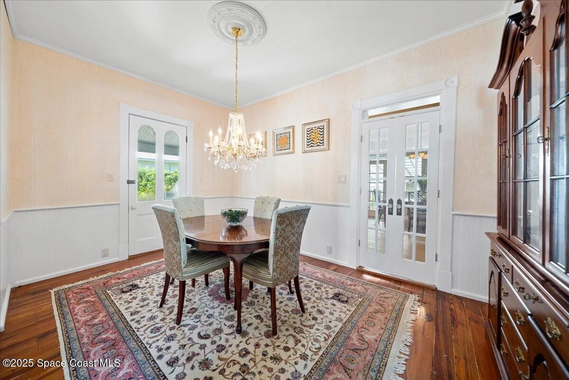 Photo of 607 Rockledge Drive