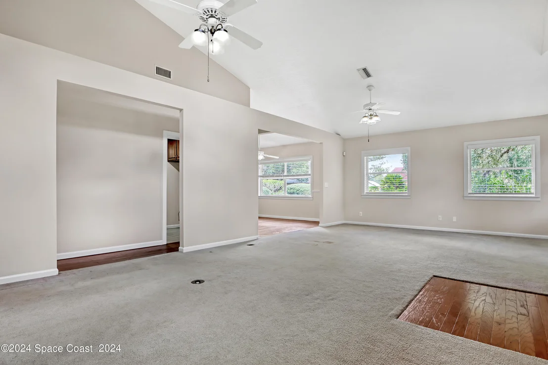 Photo of 3580 Burkholm Road