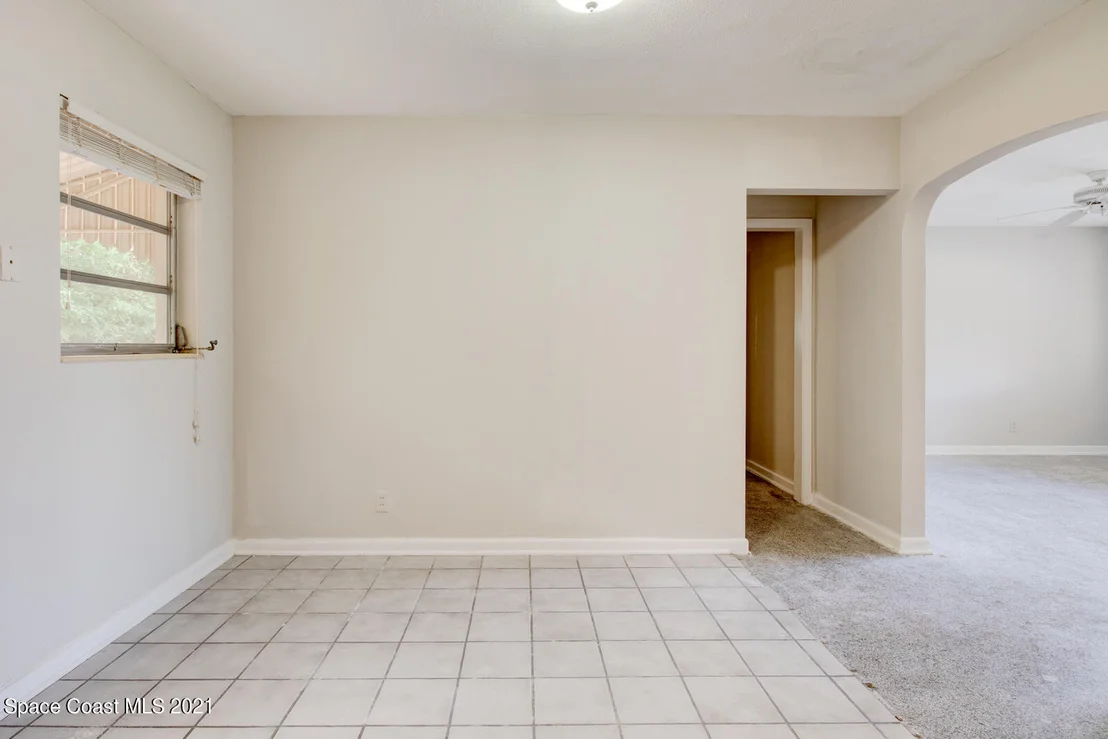 Photo of 175 S Broadway