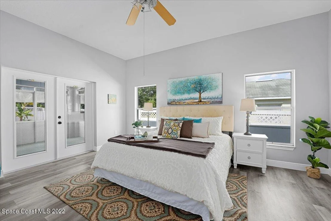 Photo of 1090 Emerald Road SE