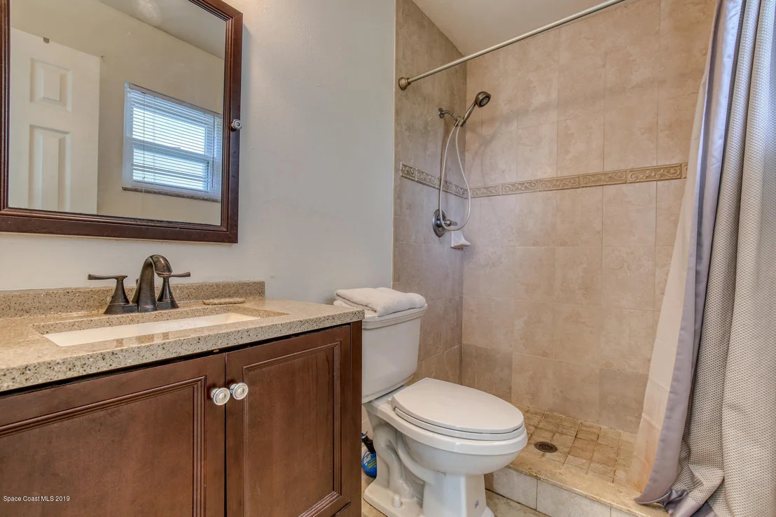 Photo of 2808 Hereford Road