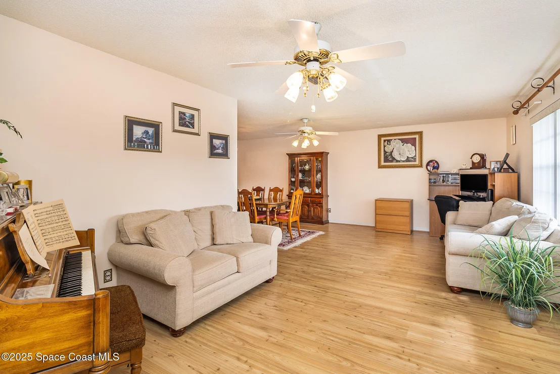 Photo of 1359 Cherry Hills Road NE