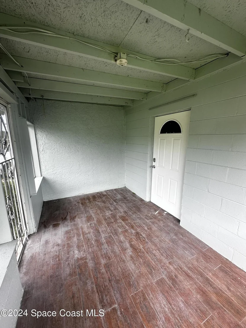 Photo of 3109 Swift Street