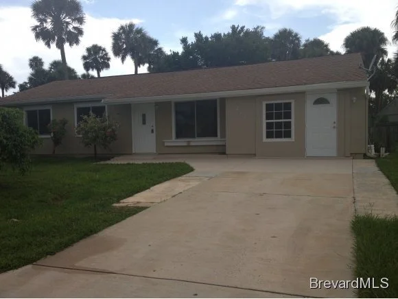 Photo of 1203 NE Linmoor
