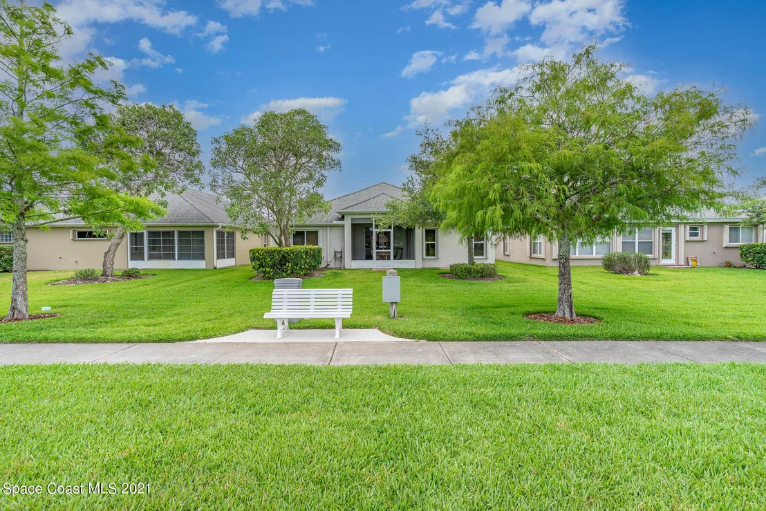 Photo of 6947 Owen Drive