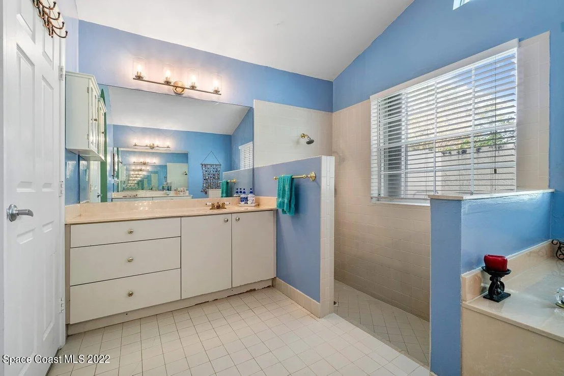 Photo of 8825 Spring Valley Drive