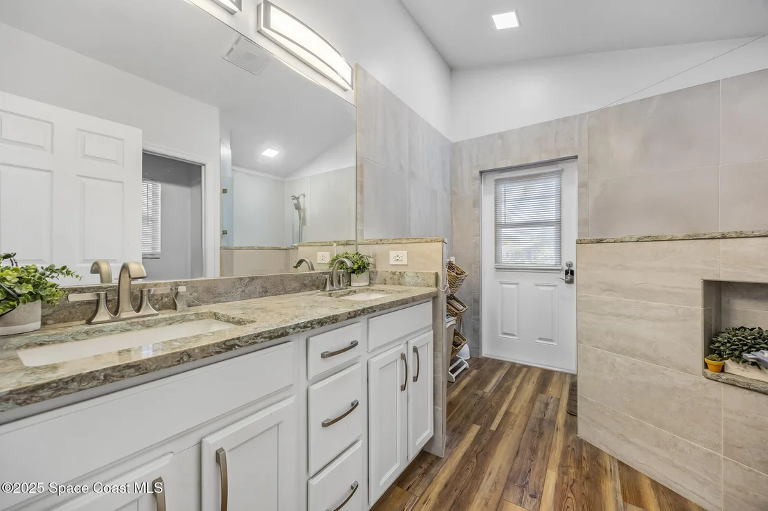 Photo of 1785 Ficus Point Drive