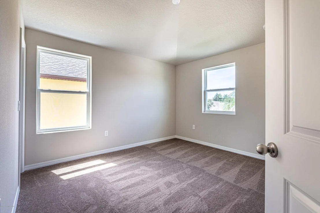 Photo of 544 Dryden Circle