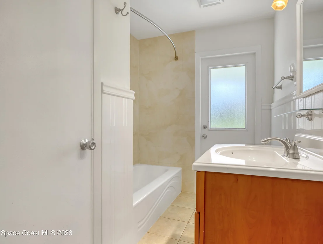 Photo of 3837 Sterling Street
