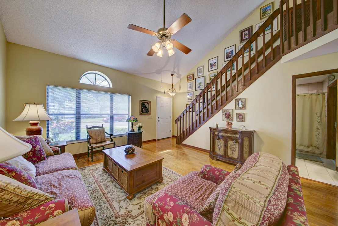 Photo of 1687 Clover Circle