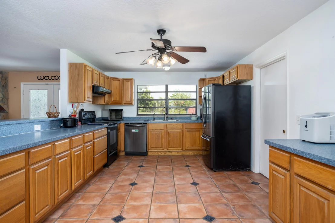 Photo of 1280 Corey Road