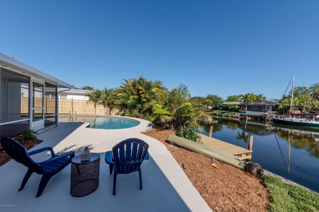 Photo of 405 Cardinal Drive