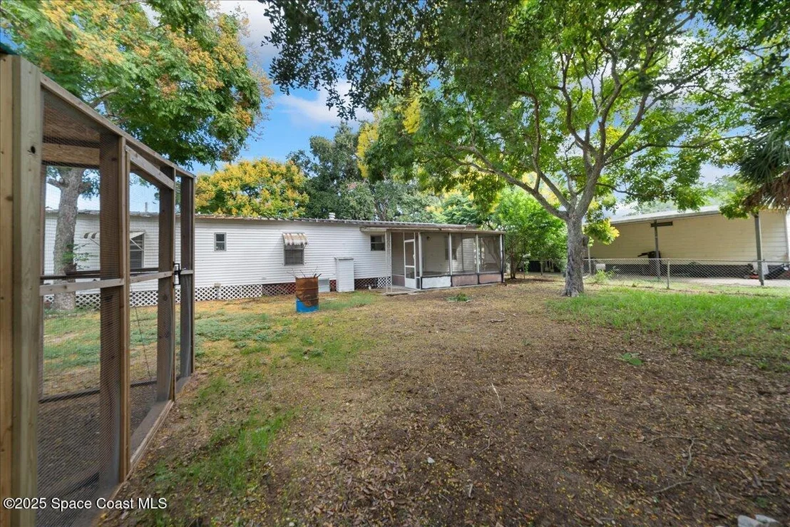 Photo of 6983 Chestnut Drive