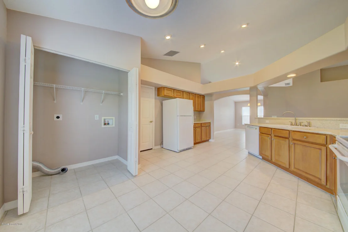 Photo of 903 Rosalind Place