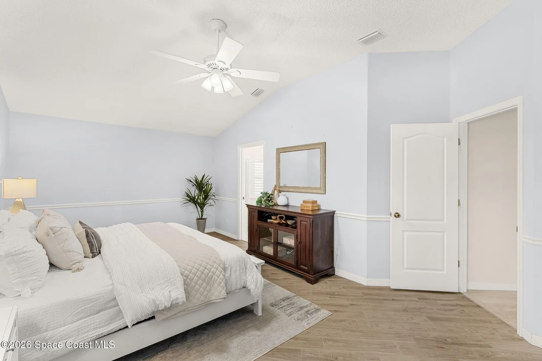 Photo of 992 Shaw Circle