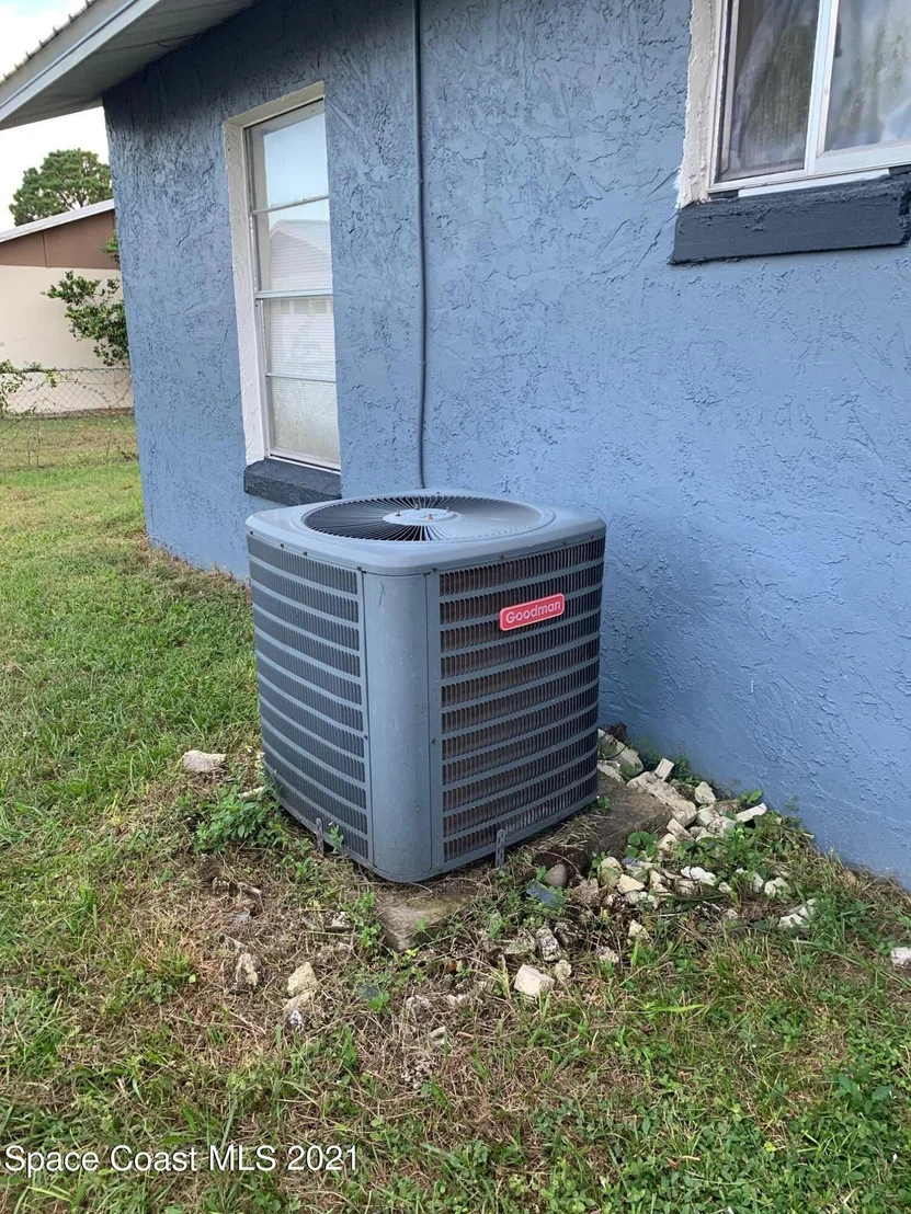 Photo of 5625 Palm Street