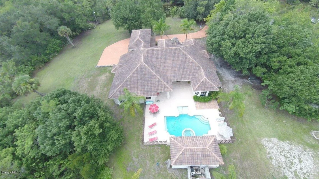 Photo of 2270 Grant Road