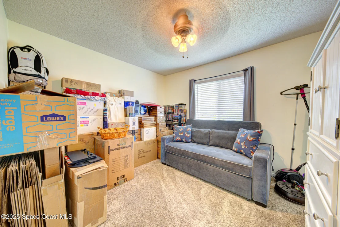 Photo of 5370 Holden Road
