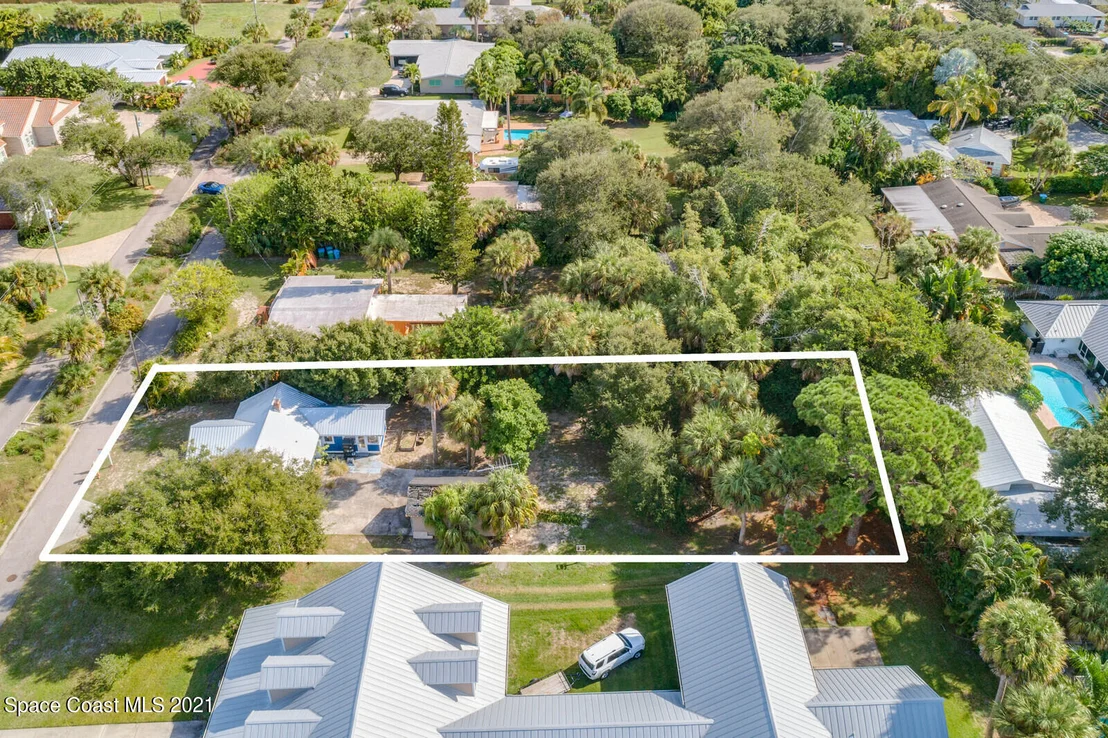 Photo of 527 Sunset Boulevard