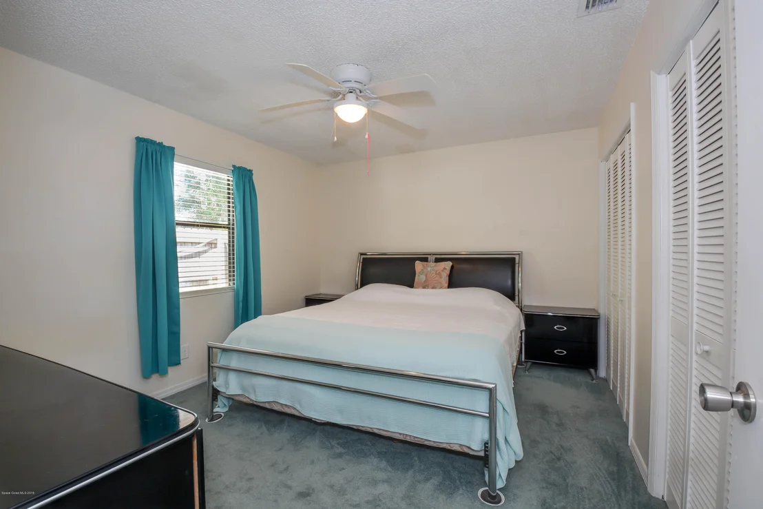 Photo of 7820 Sheridan Road