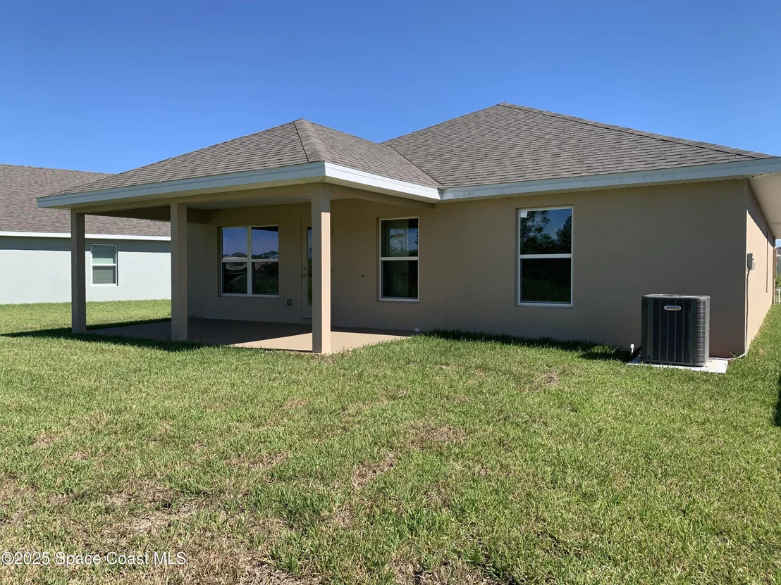 Photo of 1105 Kylar Drive NW