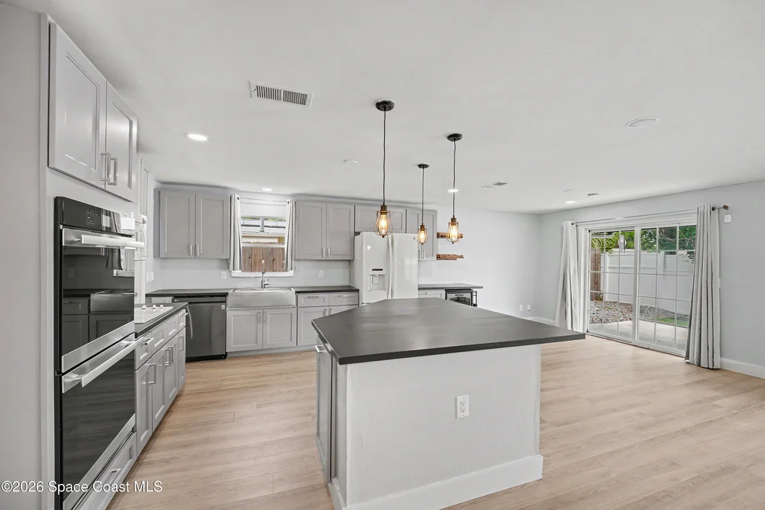 Photo of 1012 Fairway Lane