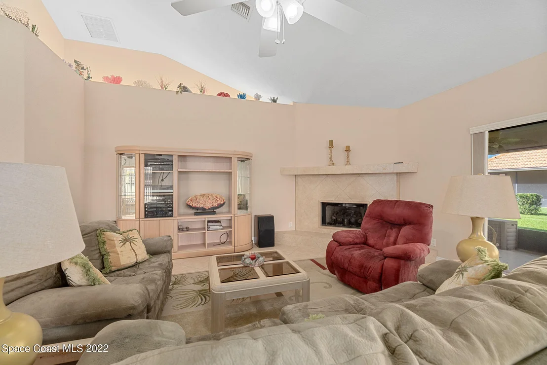 Photo of 1655 James Circle
