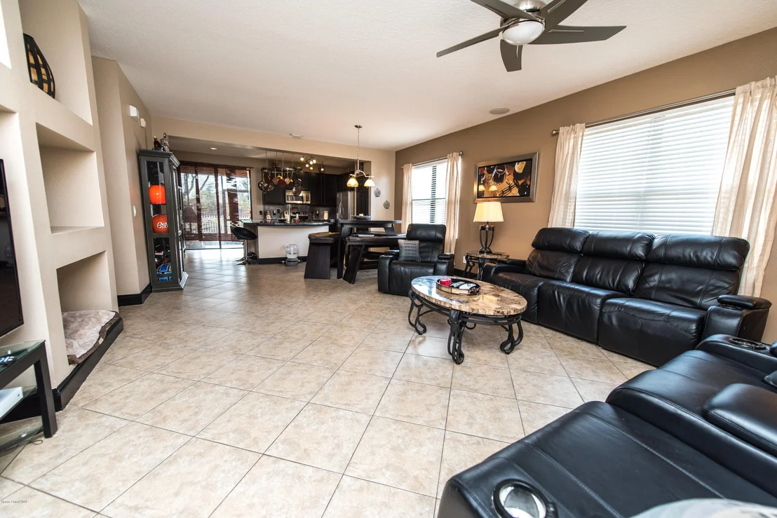 Photo of 1135 Bolle Circle