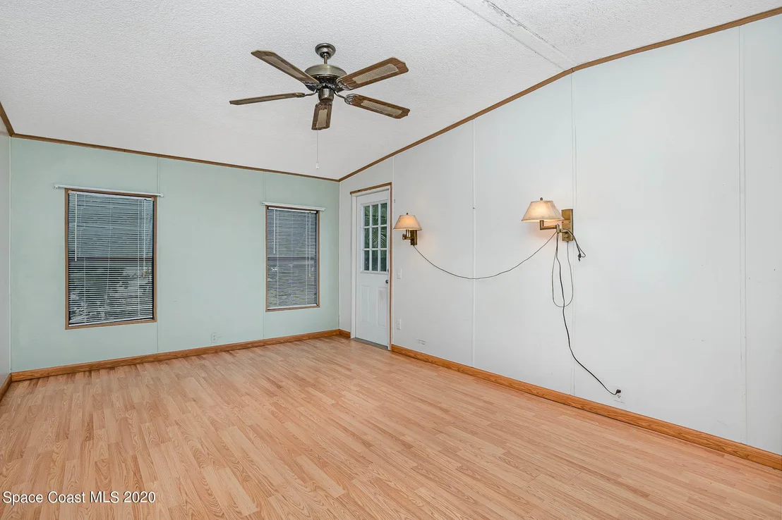 Photo of 1942 Seagrape Street NE