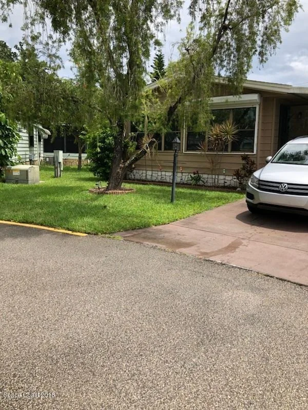Photo of 4450 Twin Lakes Drive