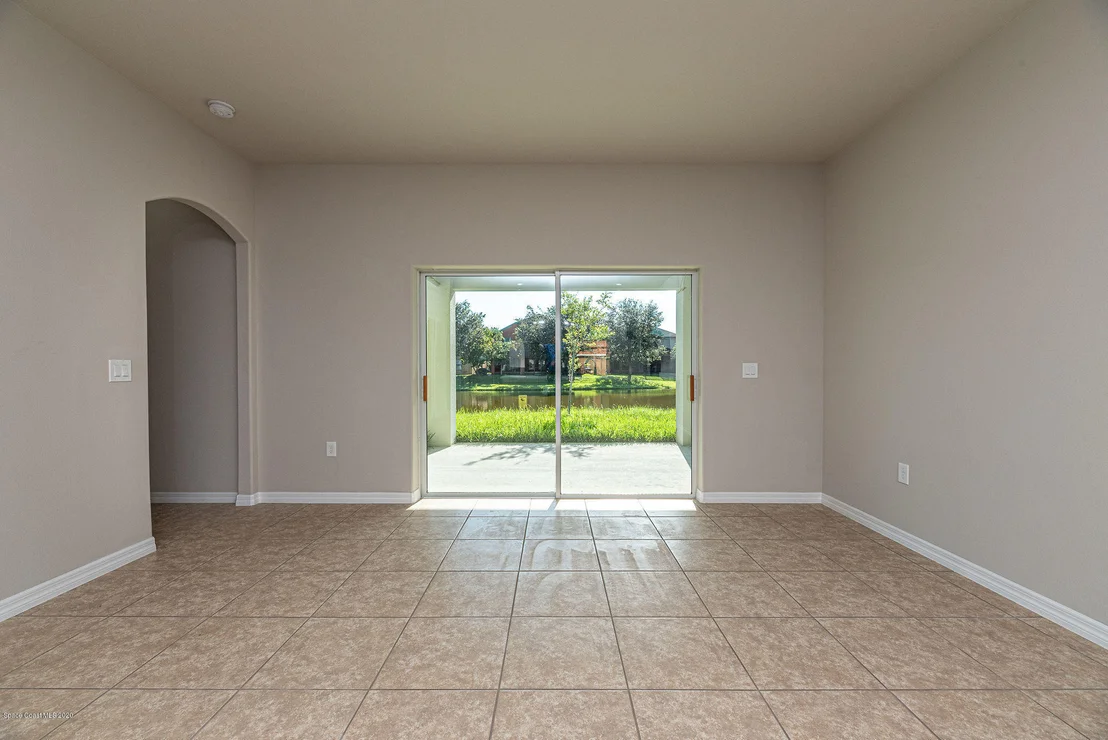 Photo of 475 Dryden Circle
