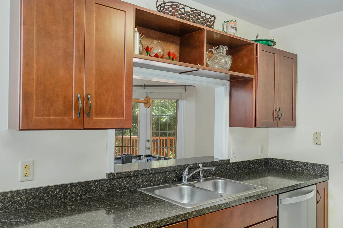 Photo of 1002 Citrus Avenue NE