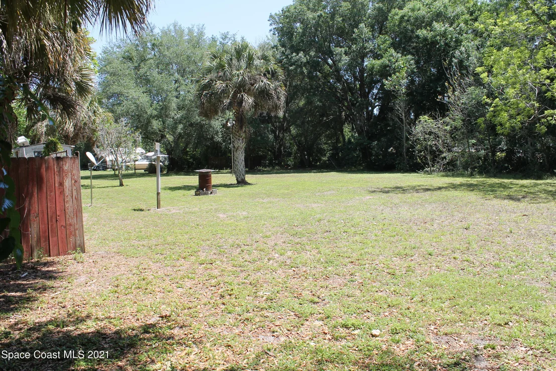 Photo of 2333 Parrish Road
