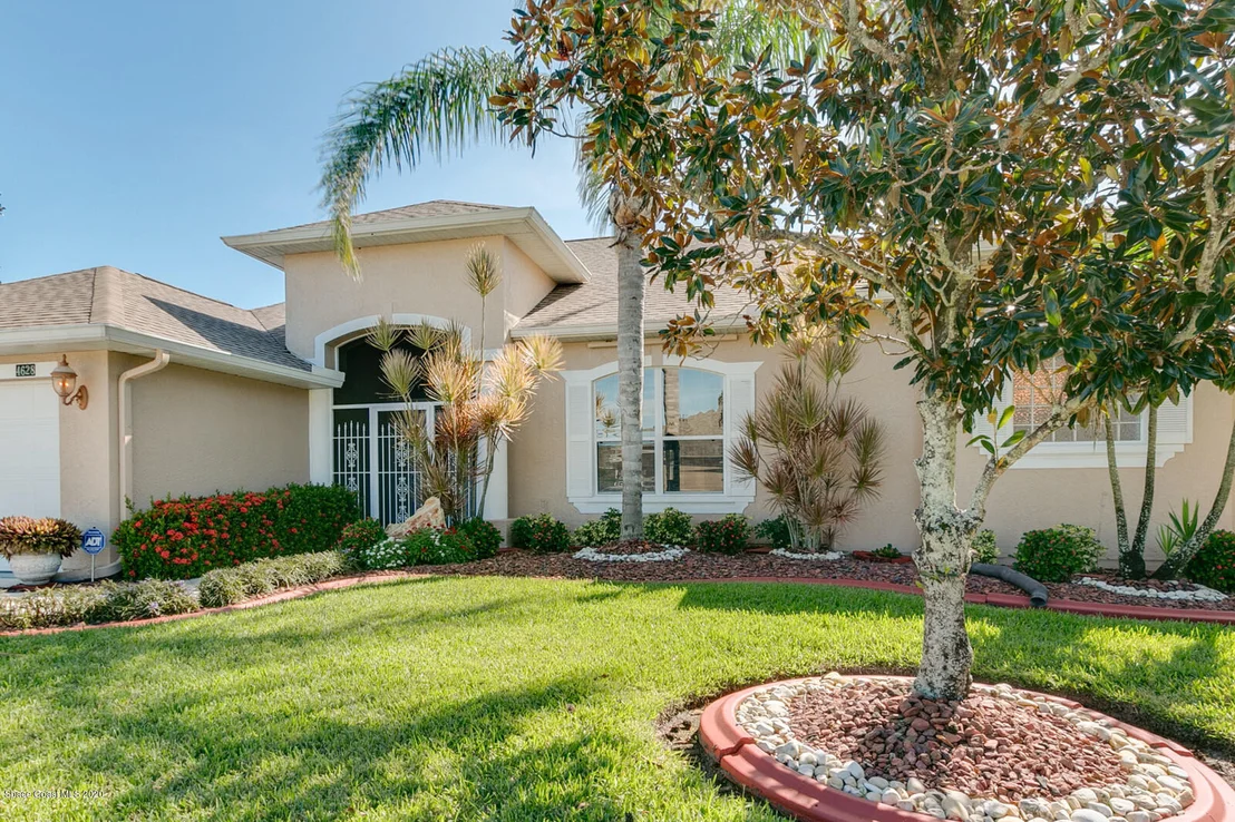 Photo of 4628 Alamanda Drive