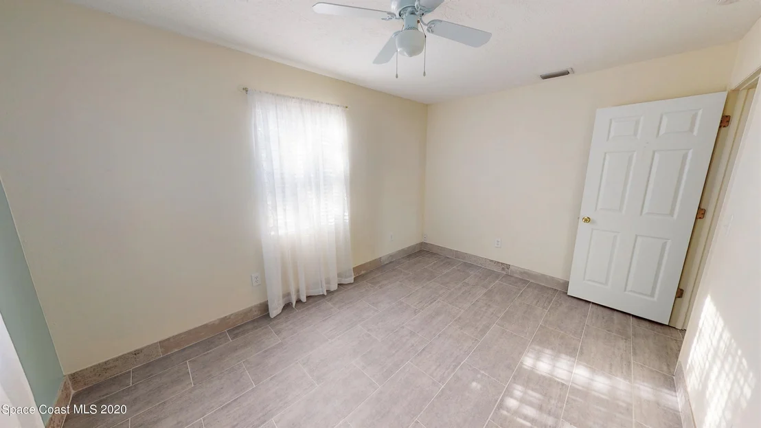 Photo of 1084 Cable Lane NE