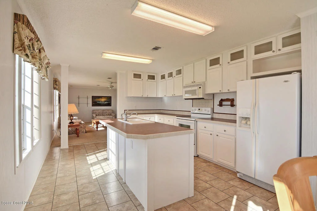 Photo of 7585 Agawam Road