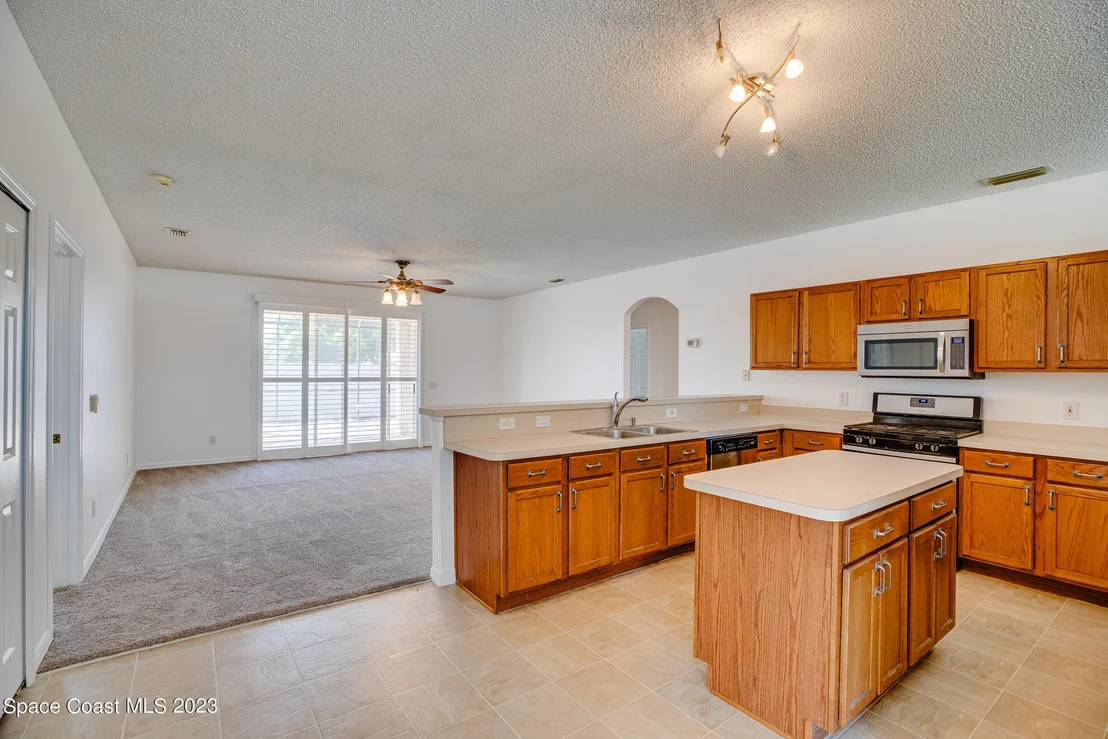 Photo of 1331 Hideaway Lane