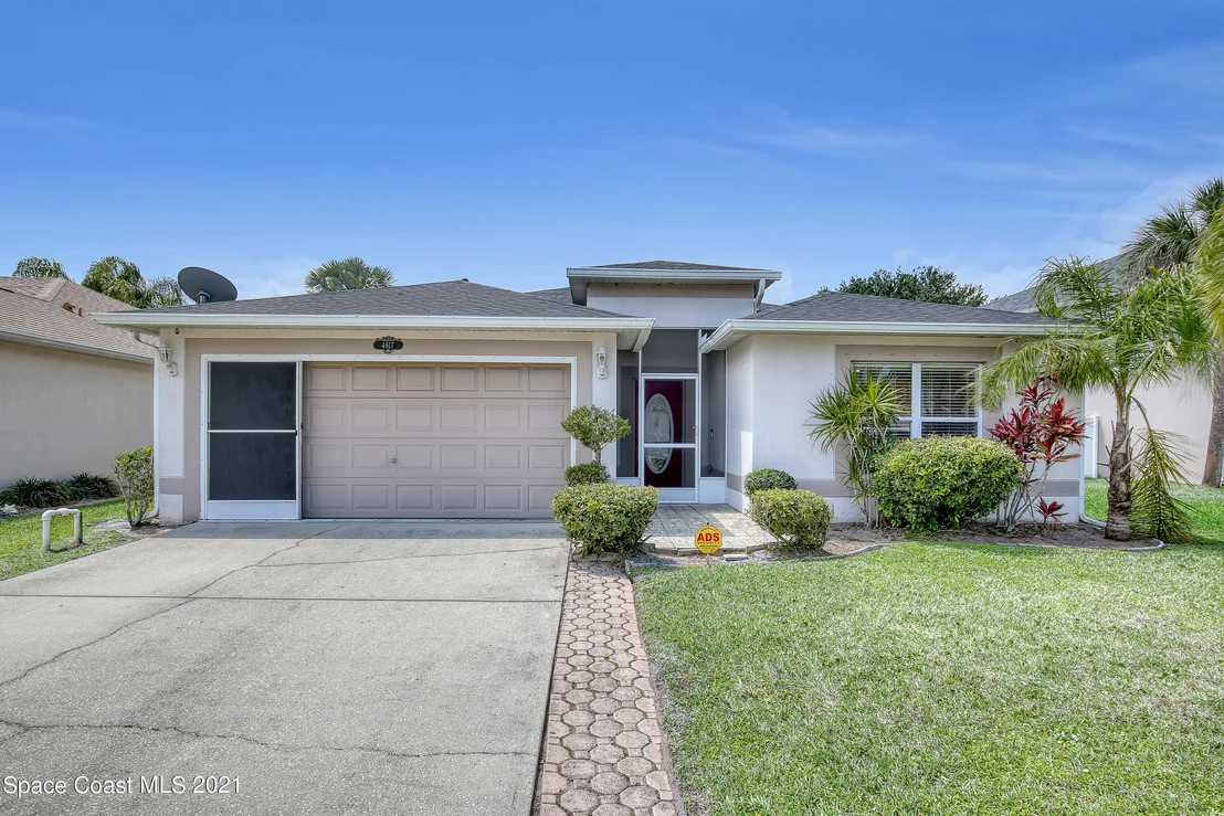 Photo of 4617 Four Lakes Drive