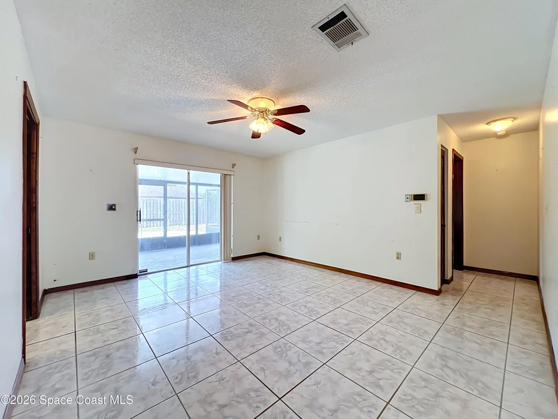 Photo of 2983 W Ontario Circle W