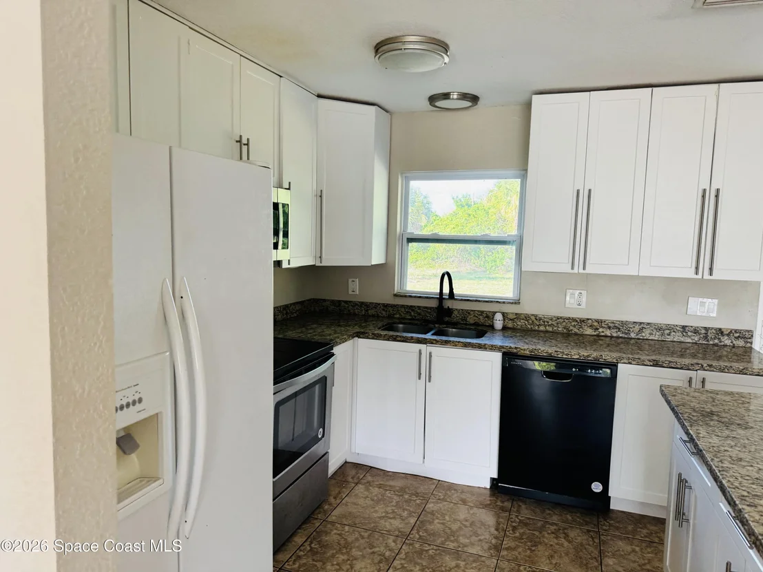 Photo of 969 Burn Drive NE
