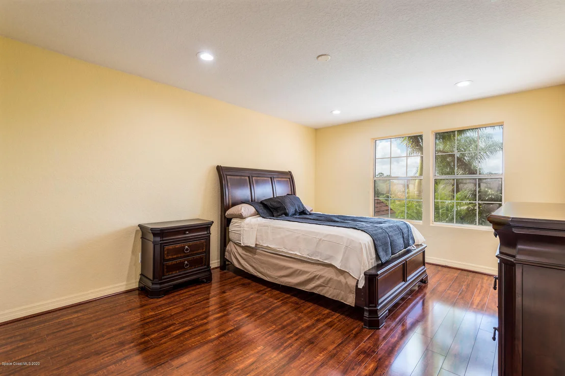 Photo of 1460 Grant Road