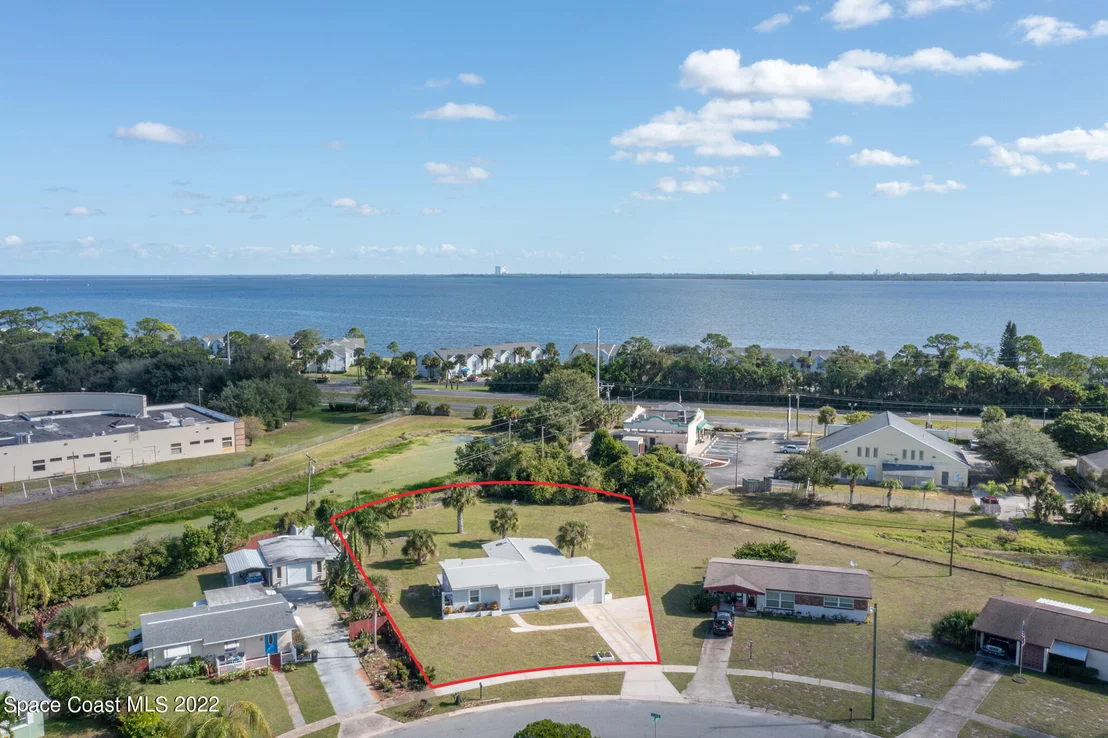 Photo of 1080 Barclay Drive