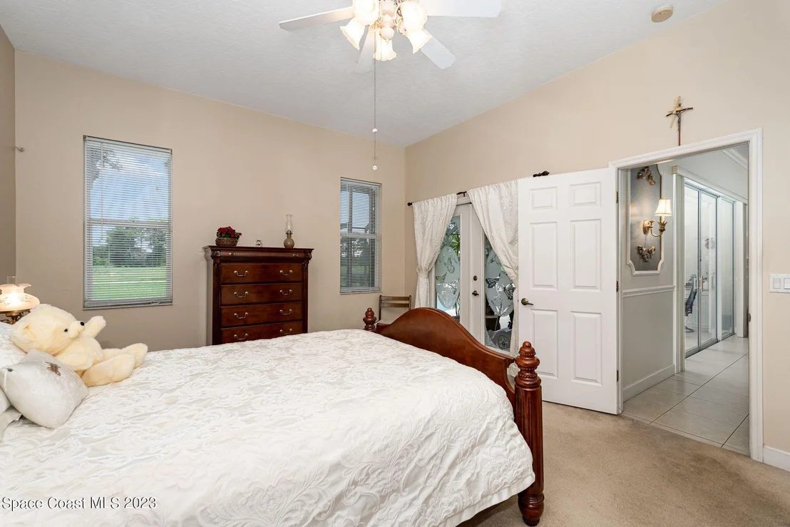 Photo of 1940 Windbrook Drive