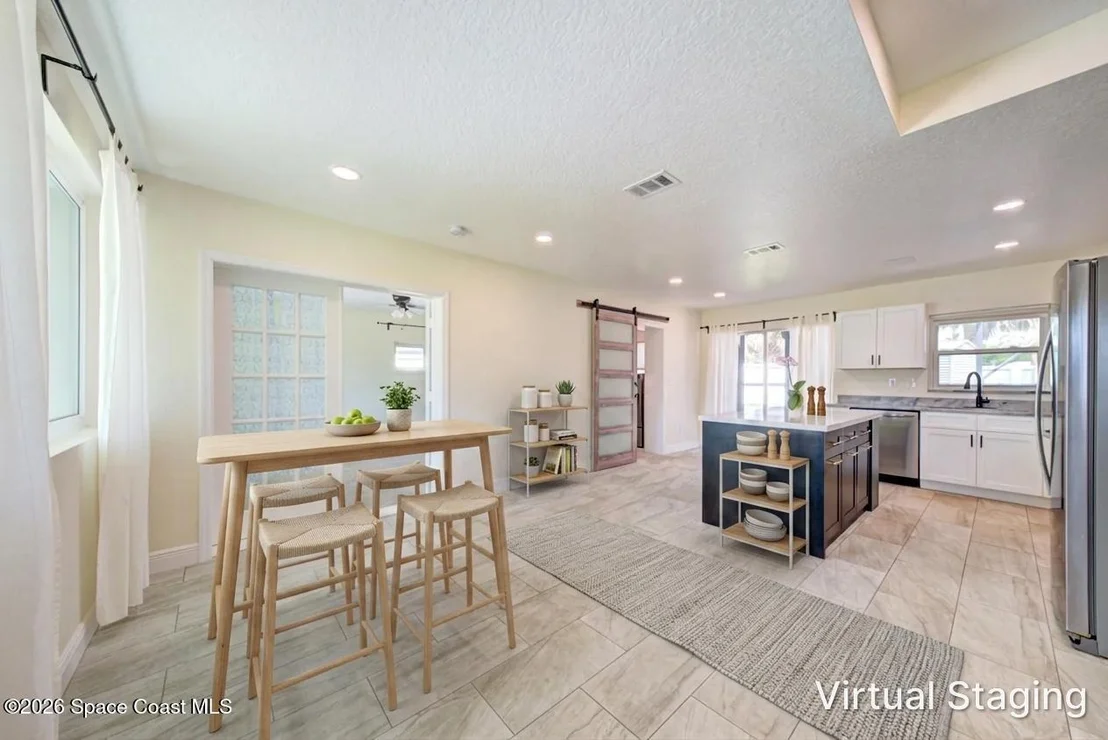 Photo of 452 Alice Drive