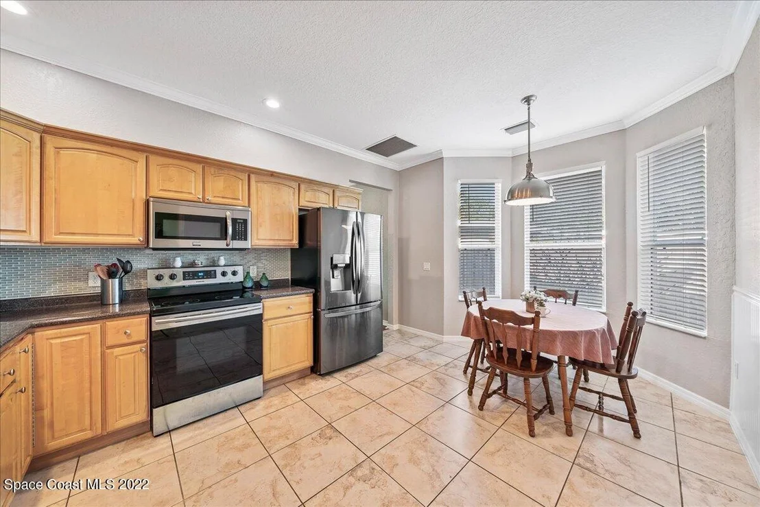 Photo of 2303 Colonial Drive