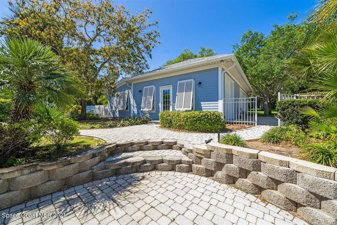 Photo of 515 Rockledge Drive
