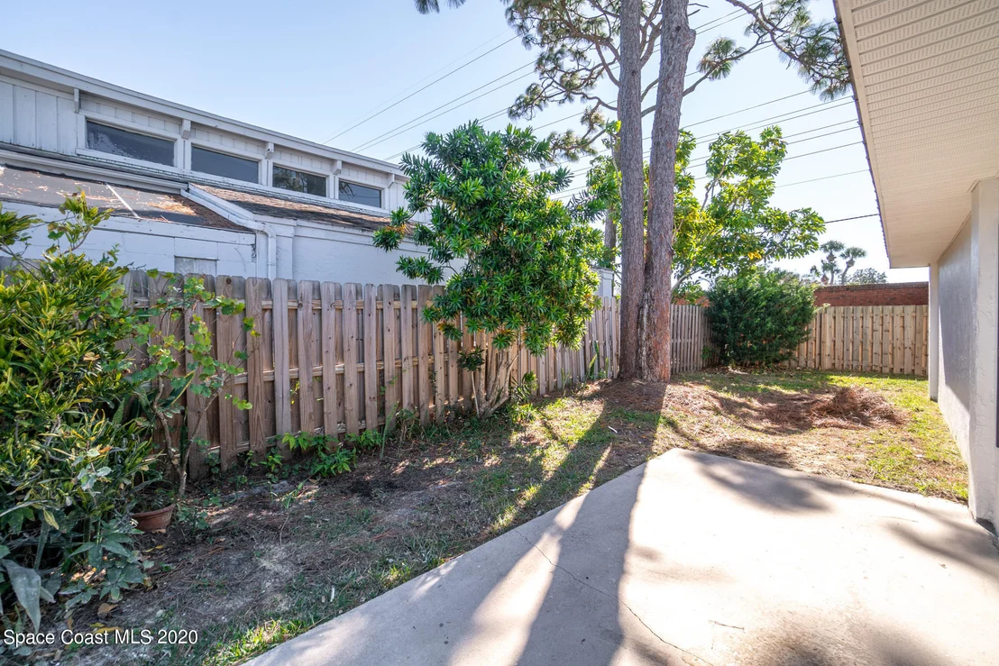 Photo of 473 Willow Tree Drive