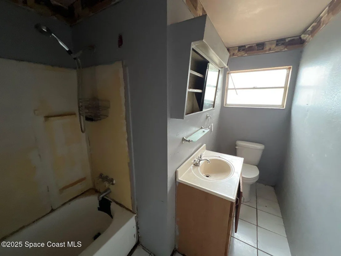 Photo of 2137 Canterbury Lane