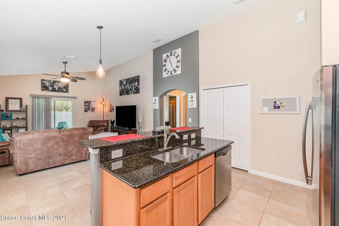 Photo of 8065 Westfield Circle