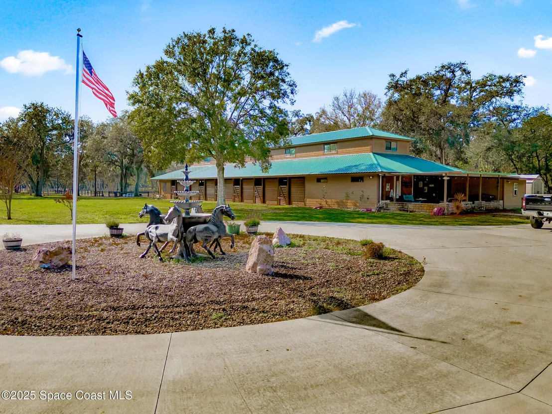 Photo of 4630 James Road S